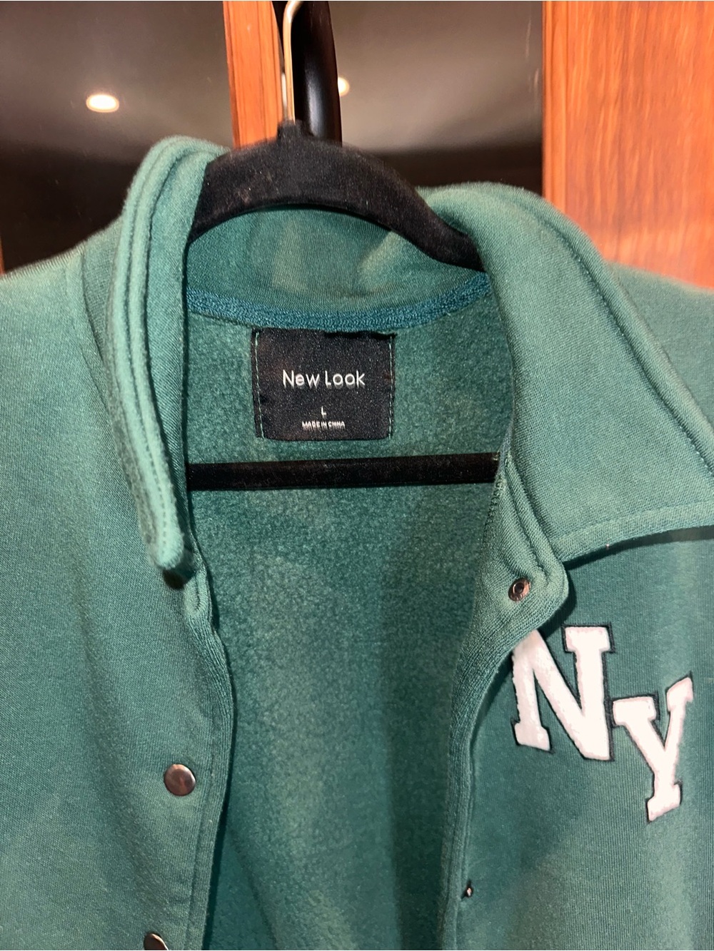 Yankees Size Large Women's New Look Green and White NY Varsity Jacket - Picture 6 of 10